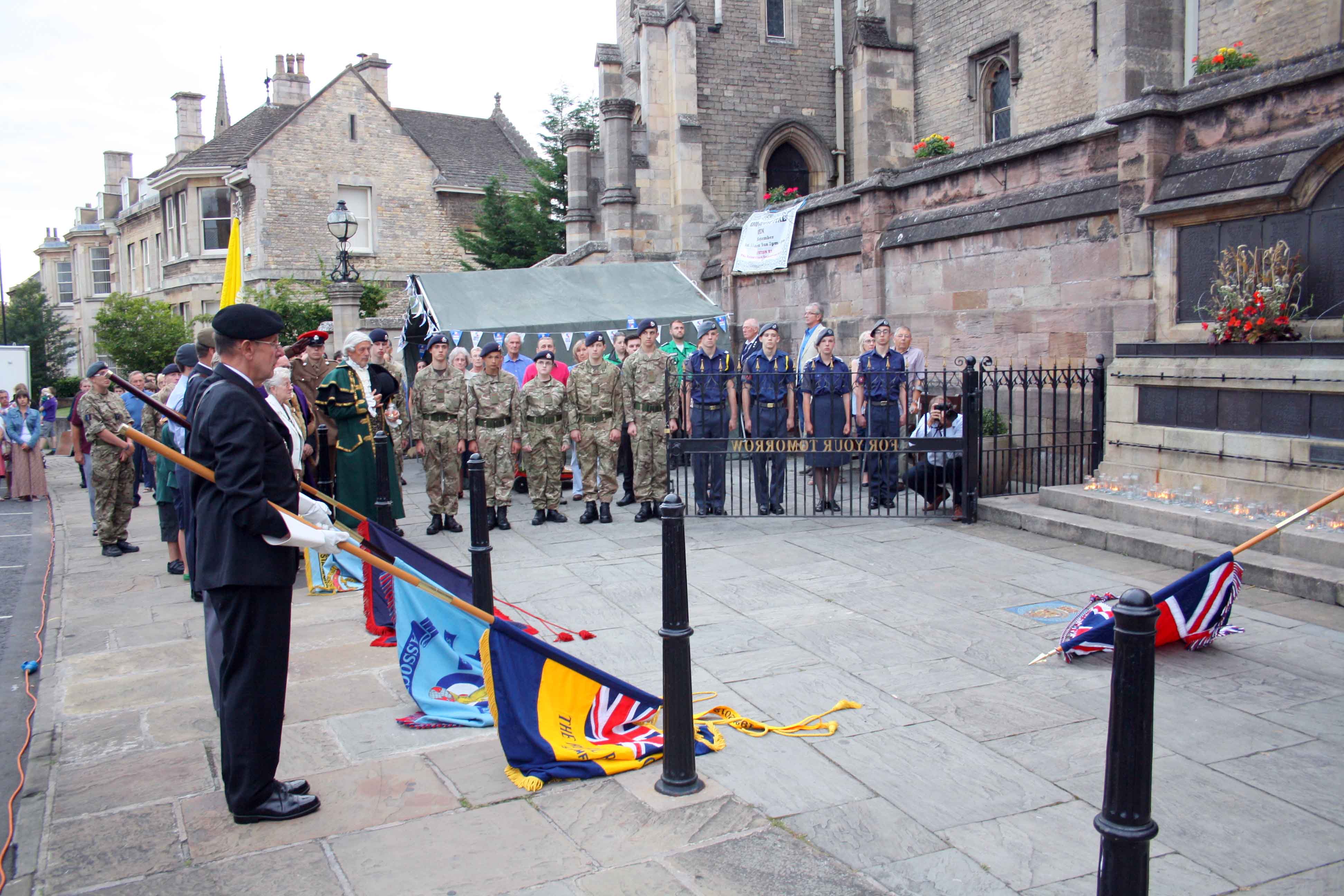 commemoration festival - at stamford war memorial 4-8-14.jpg